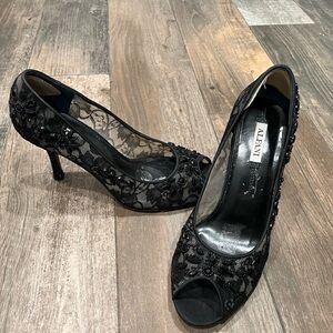 ALFANI High Heels Size 9.5 Black Lace all over Beaded Stiletto Peep Toe